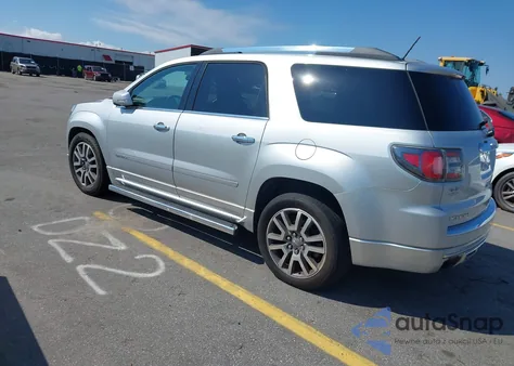 2014 GMC Acadia Denali z USA, uszkodzony, nr VIN 1GKKVTKD3EJ335609